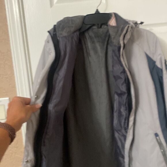 Free Country Jacket  - Picture 2 of 9